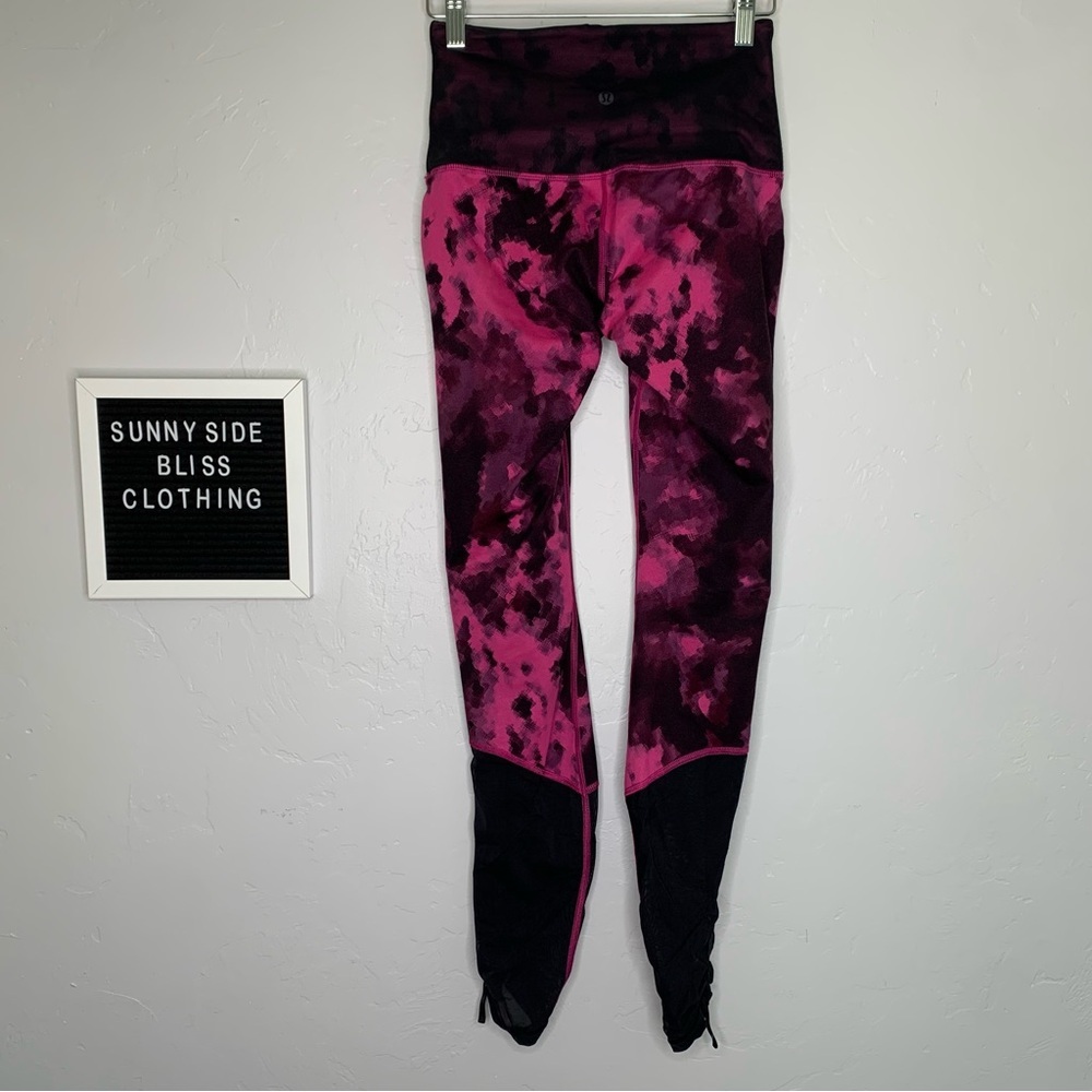 Lululemon Sweaty Endeavor Blooming Pixie Raspberry Mesh Leggings Size 6 - Picture 6 of 12